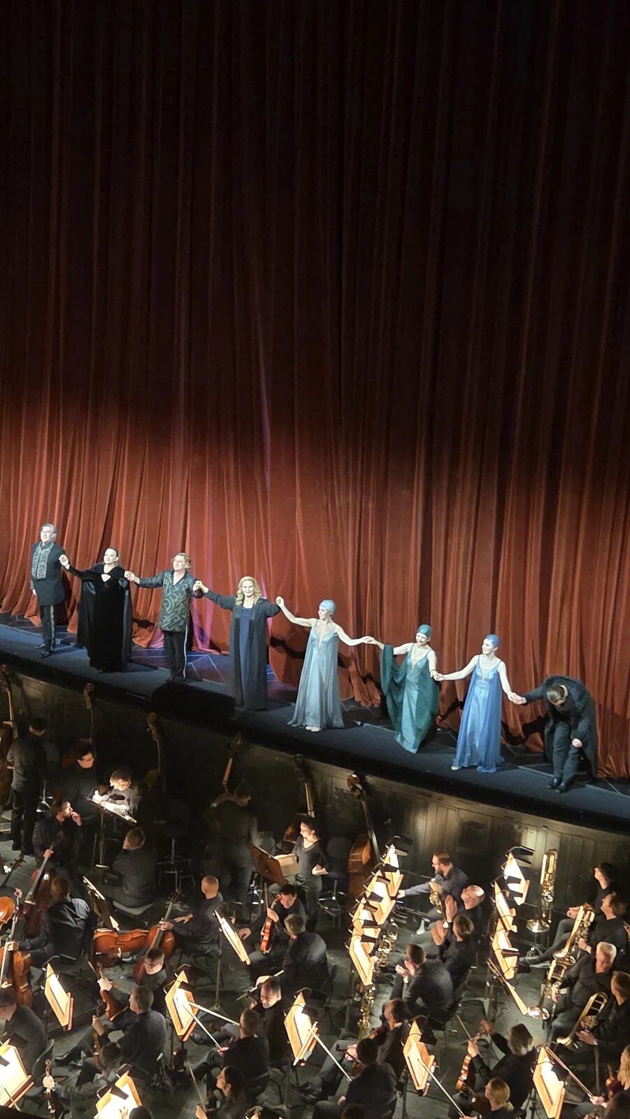 Götterdämmerung final bows with the Rhinemaidens
