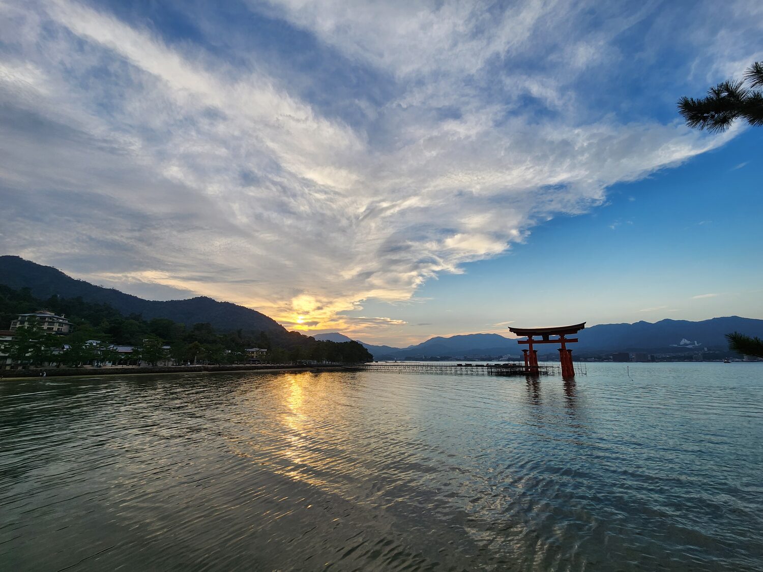 The floating torii gate at Itsukushima