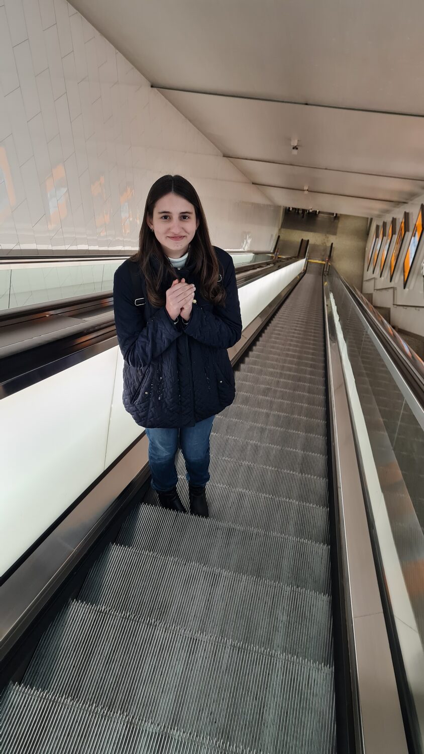 Maritza in a station passage