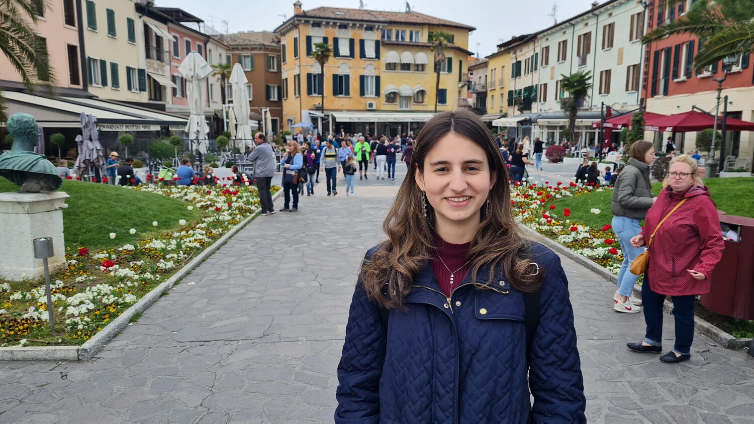 The lakeside park at Sirmione