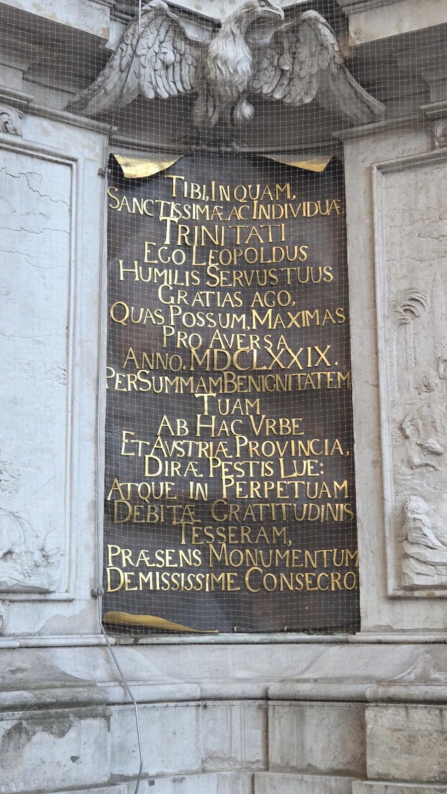 Leopold I's gilded inscription